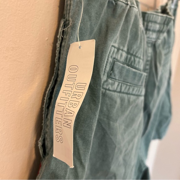 NWT Casual Green Drawstring Shorts - Picture 11 of 11